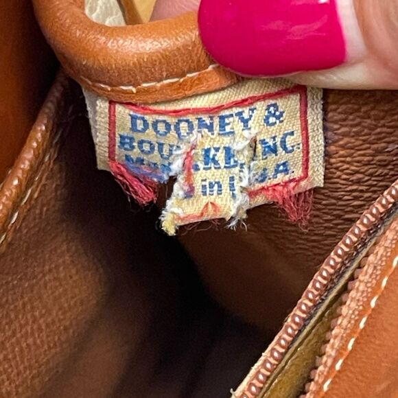 Vintage Dooney & Bourke Gladstone Satchel Elegant Tan Cream Bag All Weather - Picture 9 of 14